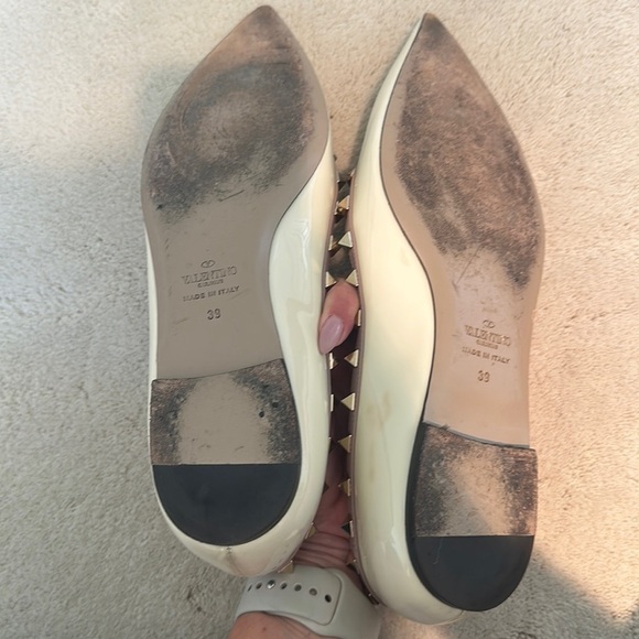 Valentino Rockstud Pointed Toe Ballerina Flats in Patent Ivory Powder - Picture 10 of 13